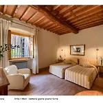 Villa Fattoria Casamora - Residenze Pian di Scò